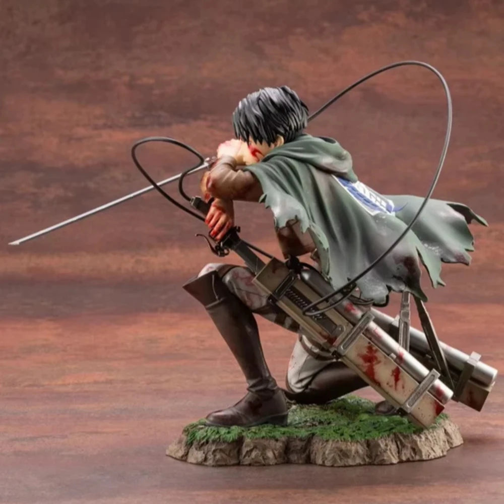 "Attack on Titan Levi Ackerman 18cm Special Edition Figure"