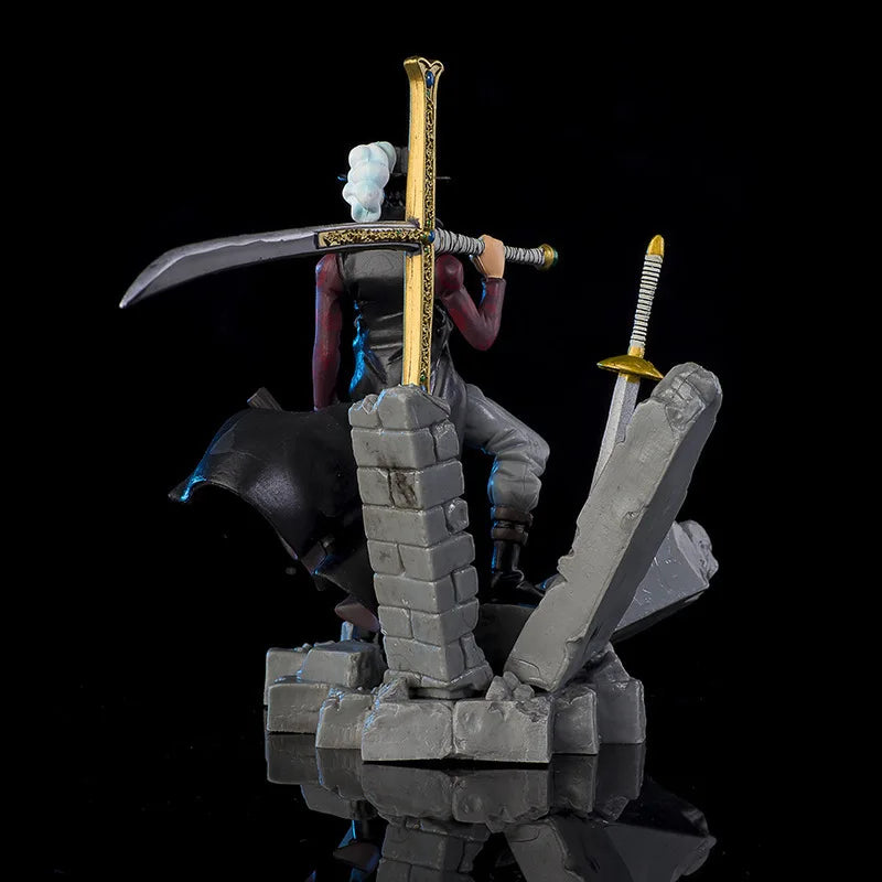 "One Piece Dracule Mihawk 14cm PVC Figure"